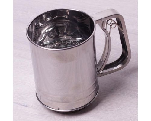 Кружка-сито Kamille с тройным просевом Ø10см для сыпучих продуктов Кружка-сито Kamille с тройным просевом Ø10см для сыпучих продуктов