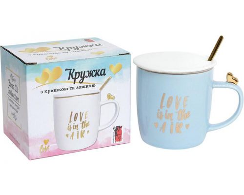 Кружка фарфоровая "Love is in the air" 375мл с крышкой и ложечкой Кружка фарфоровая "Love is in the air" 375мл с крышкой и ложечкой